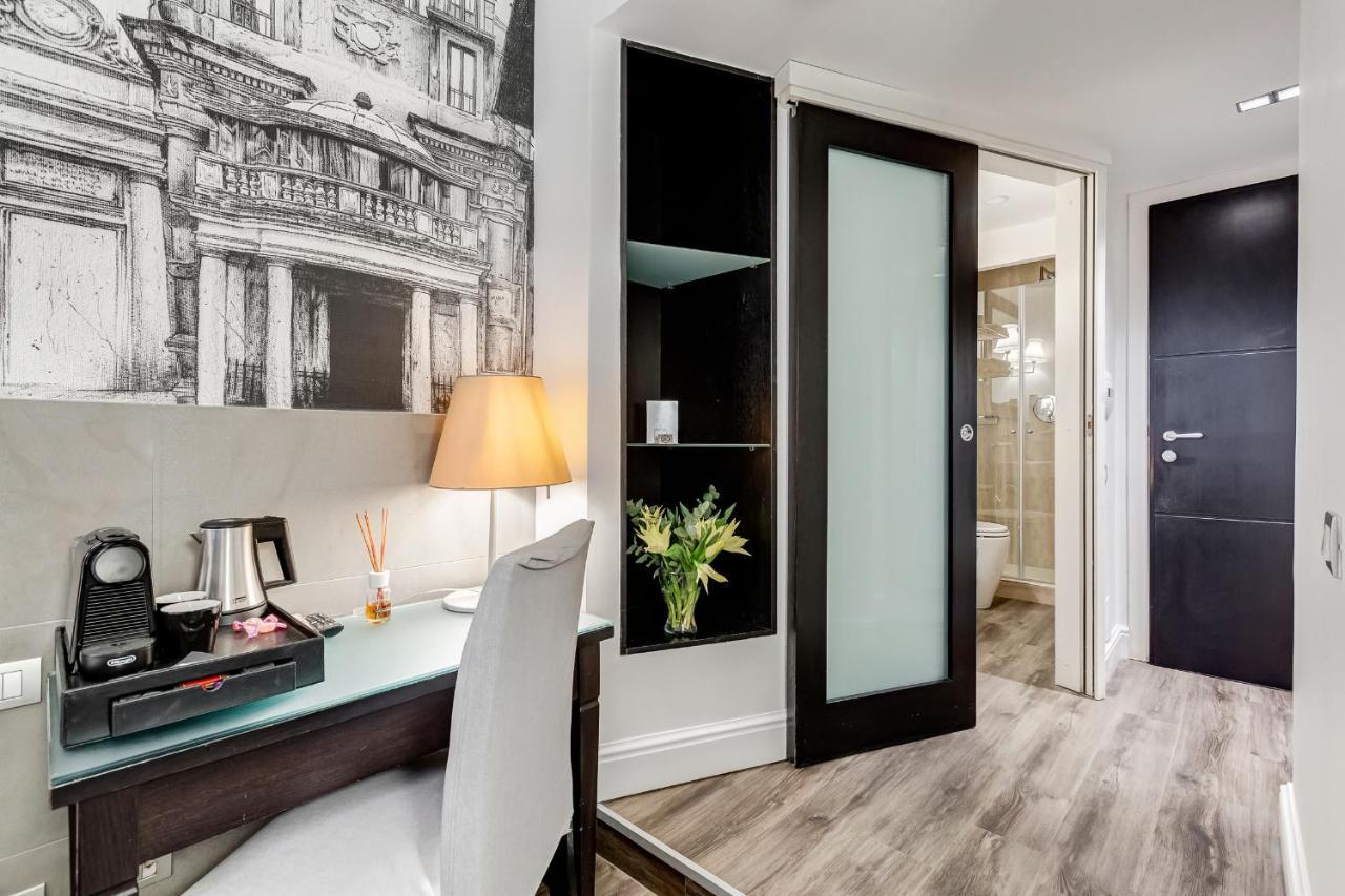 Residenza A -Via Veneto Fashion Rooms -Self Check-In Rom Exteriör bild