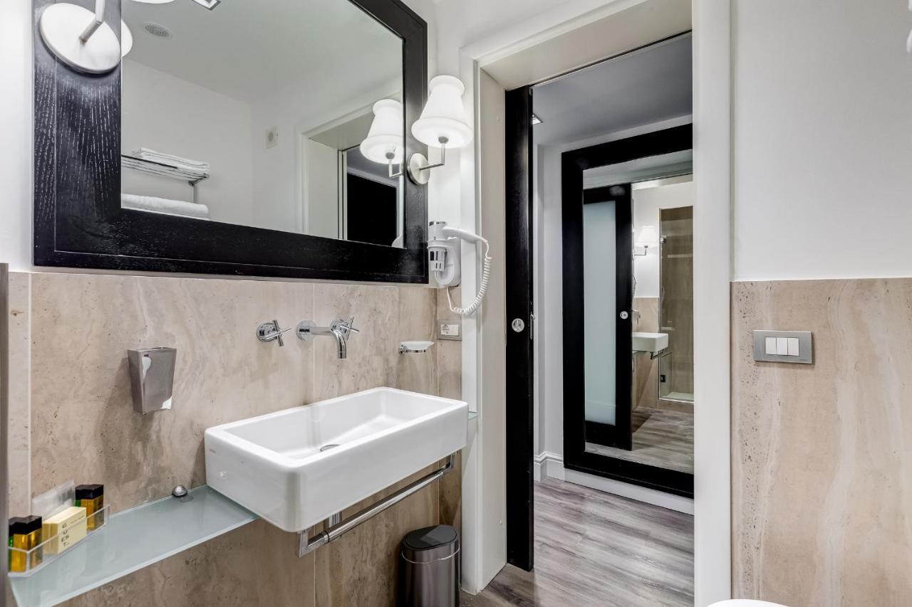 Residenza A -Via Veneto Fashion Rooms -Self Check-In Rom Exteriör bild
