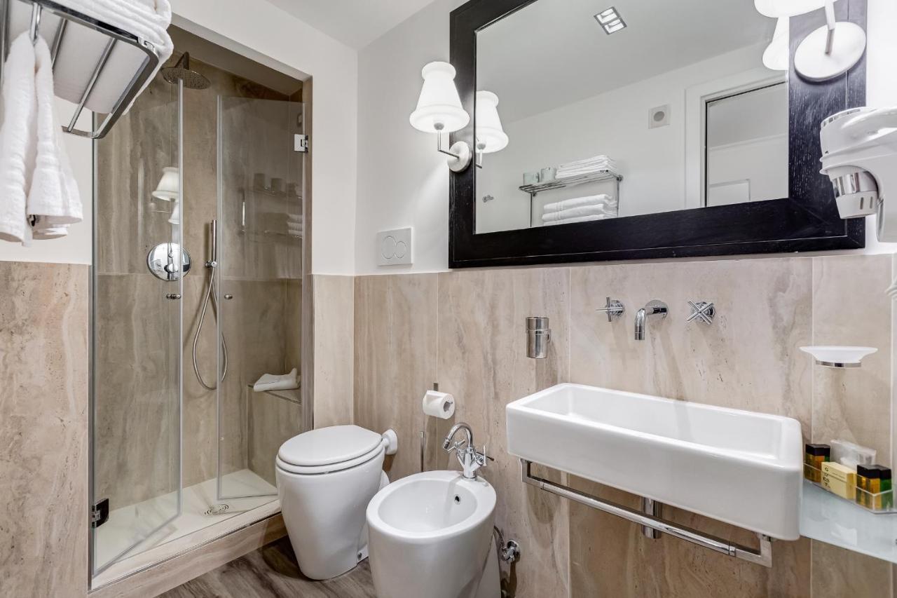 Residenza A -Via Veneto Fashion Rooms -Self Check-In Rom Exteriör bild